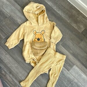 Whinnie the Pooh hoodie set